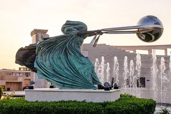 4 Hours Private Guided City Tour in Doha - Comparing The Pearl with the older city