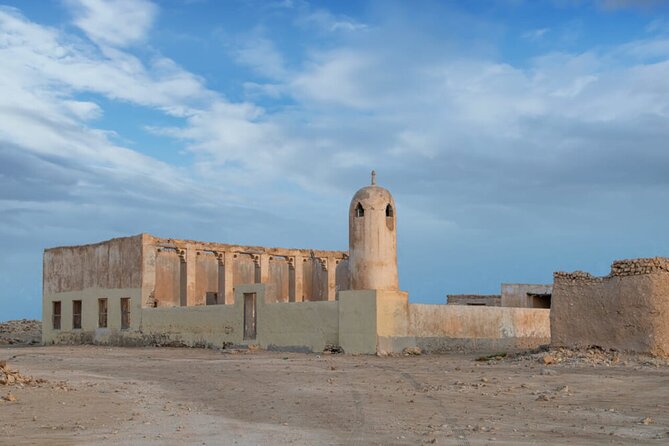 Combo West and North of Qatar Tour - Ash-Shahaniyah: camel racing and local tradition