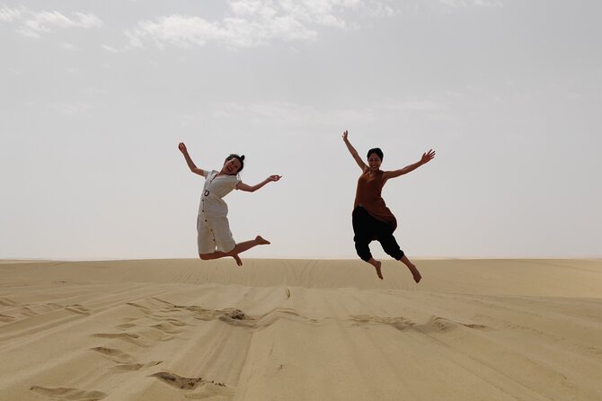 Desert Safari with Sandboarding and Inland Sea Private Tour - Guides, comfort, and the human side