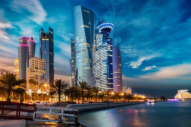 Doha City Tour: Guided Tour to Souq Waqif, Katara, Pearl Island - One half-day route through old and new Doha