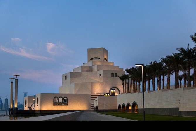 Doha City Tour: Souq Waqif, Katara, The Pearl, and Corniche - The Corniche: Doha’s broadest city view