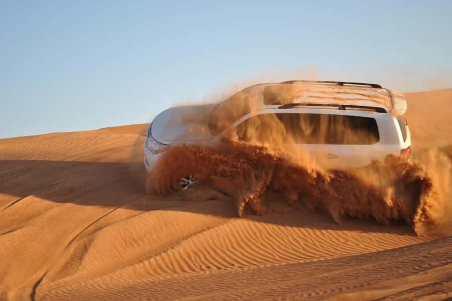Doha: Desert 4x4, ATV/Quad, Camels, Sandboarding, Inland sea - Sealine Beach marks the change from road to sand