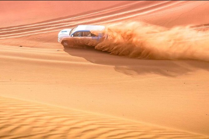 "Doha Desert : Safari, Sandboarding, Camel Ride & Inland Sea" - Ash Shaqra and the first big burst of speed