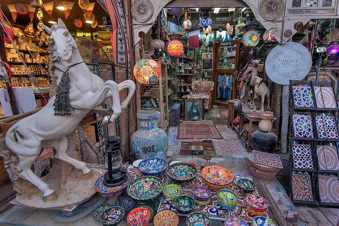 Doha Food And Souq Waqif Local Market, Msheireb Heart of Doha Tour - Timing, dress, and practical details
