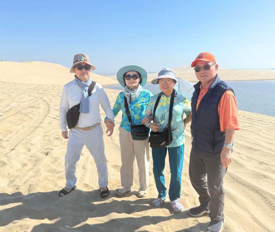 Doha: Guided Desert Safari Tour with Pickup & Drop Service - Khor Al Adaid, where sand meets the sea