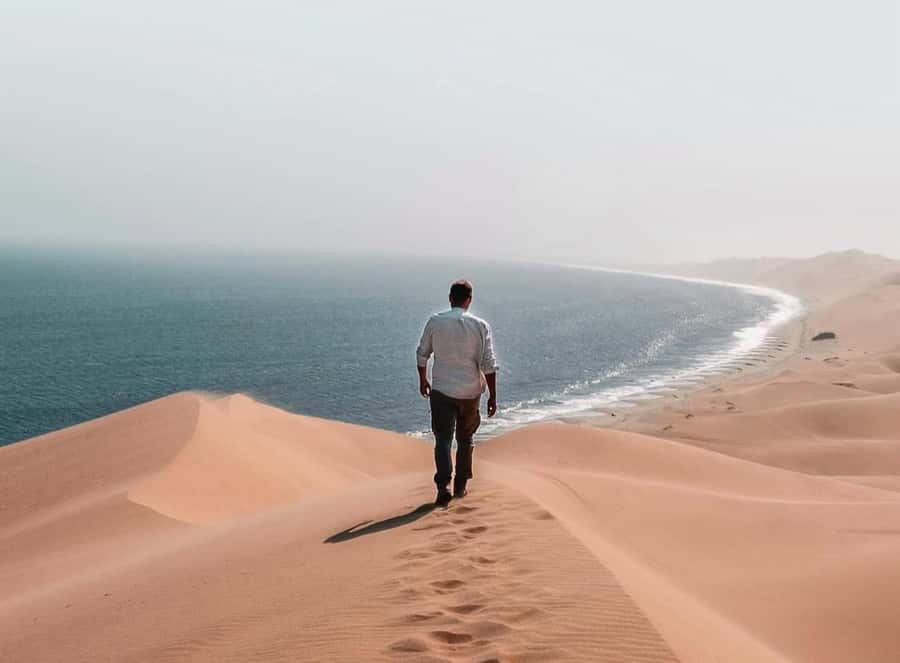 Doha: Inland Sea, Desert Safari, Camel Ride and Sandboarding - The 45-minute ride from Doha