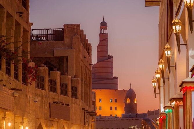 Doha Night City Tour | Souq Waqif | National Museum | The Pearl | Katara Village - Starting along the seven-kilometer Corniche