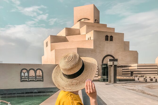 Doha Night City Tour With Pickup From Doha airport and Hotels - One hour inside Souq Waqif