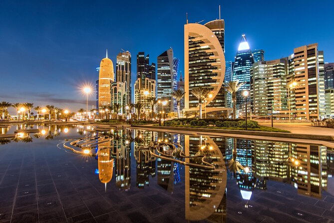 Doha Night/Day/Morning City Tour (4-hours Private Doha City Tour) - The Corniche: a short look across Doha Bay