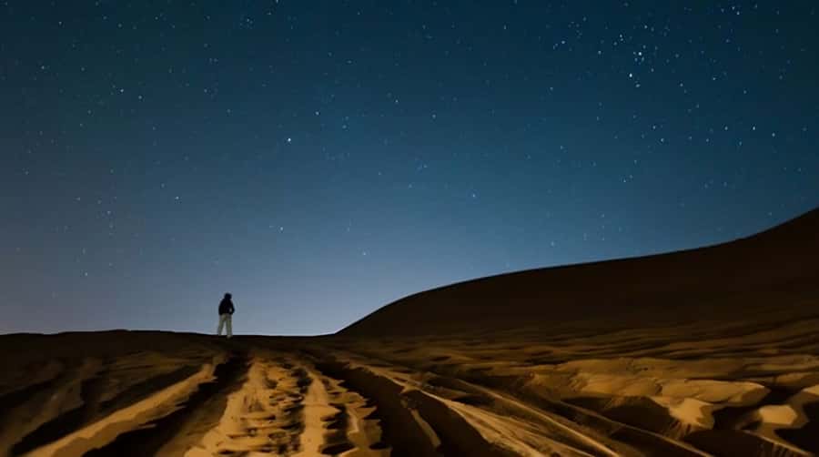 Doha: Night Desert Safari with Stargazing & Camel Ride - Where the desert meets the Inland Sea