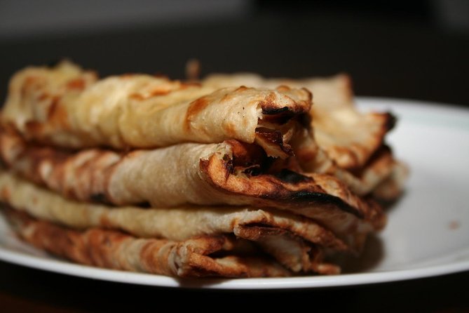 Doha: Pearl Island Food Tour – 7 Tastings, AC Vehicle - Viva Bahriya for a short beachfront pause