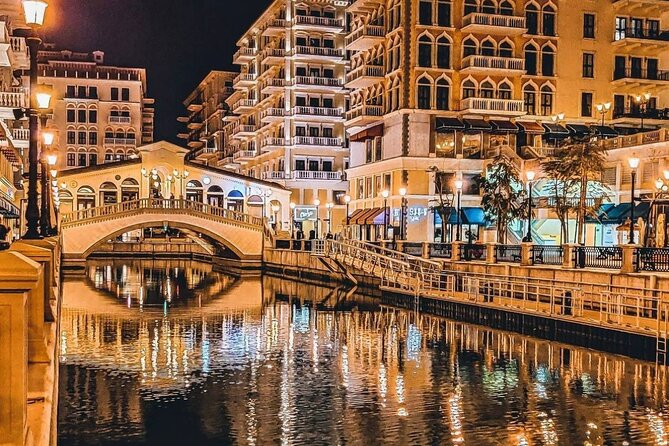 Doha Private Transit Night City Tour From Doha Airport - Fifteen minutes at the Grand Mosque