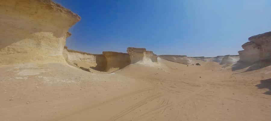 Doha: West Coast Qatar Tour, Sculptures, Camel Racing track - Zekreet Fort beside the beach
