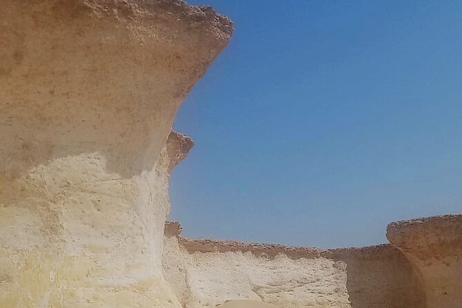 Doha: West Coast Tour , Richard Serra Sculpture, Zekreet - A private half-day from Doha