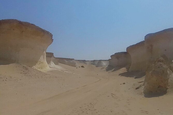 Doha: West Coast Tour , Richard Serra Sculpture, Zekreet - Is $65 good value?