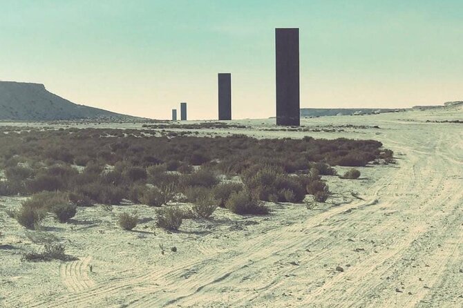 Doha: West Coast Tour , Richard Serra Sculpture, Zekreet - What to bring and how to use your time