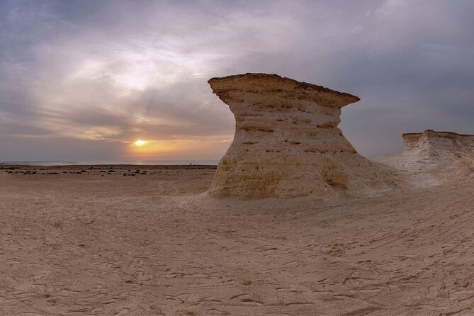 Doha: West Coast Tour ,Richard Serra Sculpture, Zekreet - The 45-minute drive from Doha