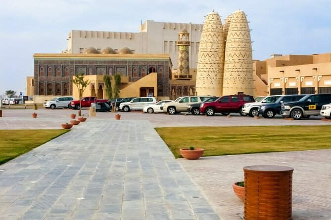 Private City Tour of Doha |Souq Wagif,Corniche,The pearl, Katara - A short ride along Doha’s seven-kilometer Corniche