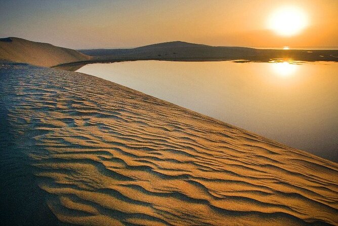 Private Desert Safari, Sand Dunes Bashing and Inland Sea Visit - Photo stops between the dunes and the water