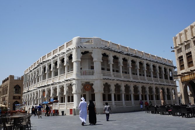 Private Doha Express Tour - The Pearl, one hour of polished waterfront views