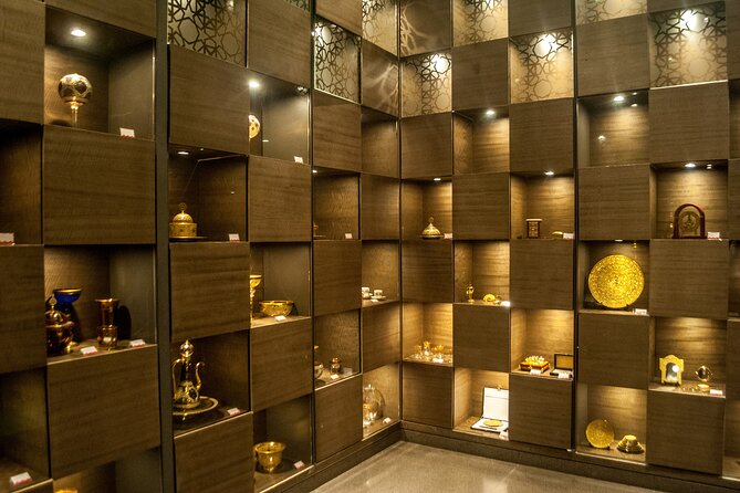 Qatar Museum Tour - Clothing rules you need to follow