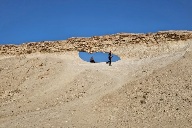 Qatar West Coast Zkreet Richard Sierra Camel Track Rock Formation - Guide quality is important on this route