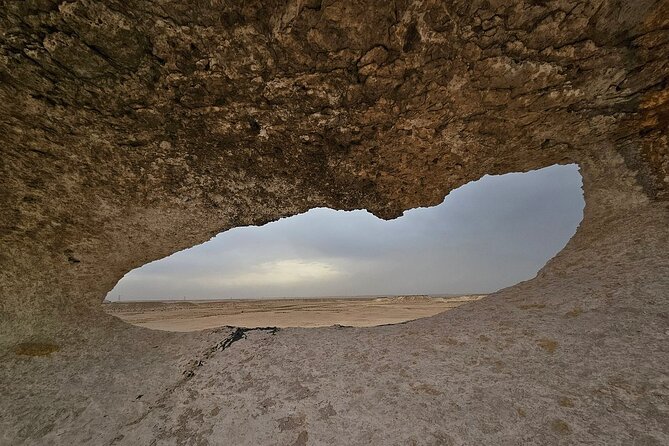 West Of Qatar, Mushroom Rocks, Camel Racing Track, Richard Serra - Al Shahaniya Camel Racing Track: the liveliest stop