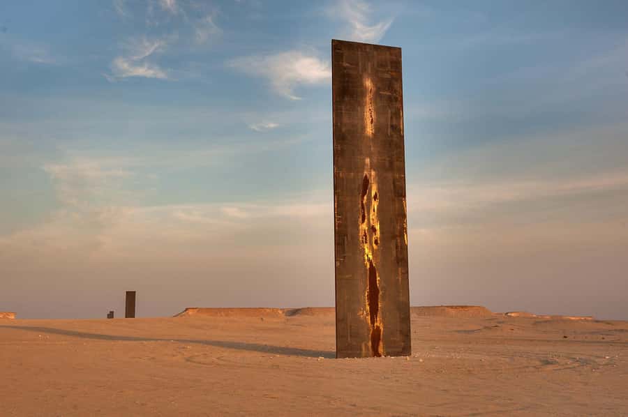 West of Qatar Richard Serra, Mushroom Hills, CamelRace track - Leaving Doha for Al Shahaniya